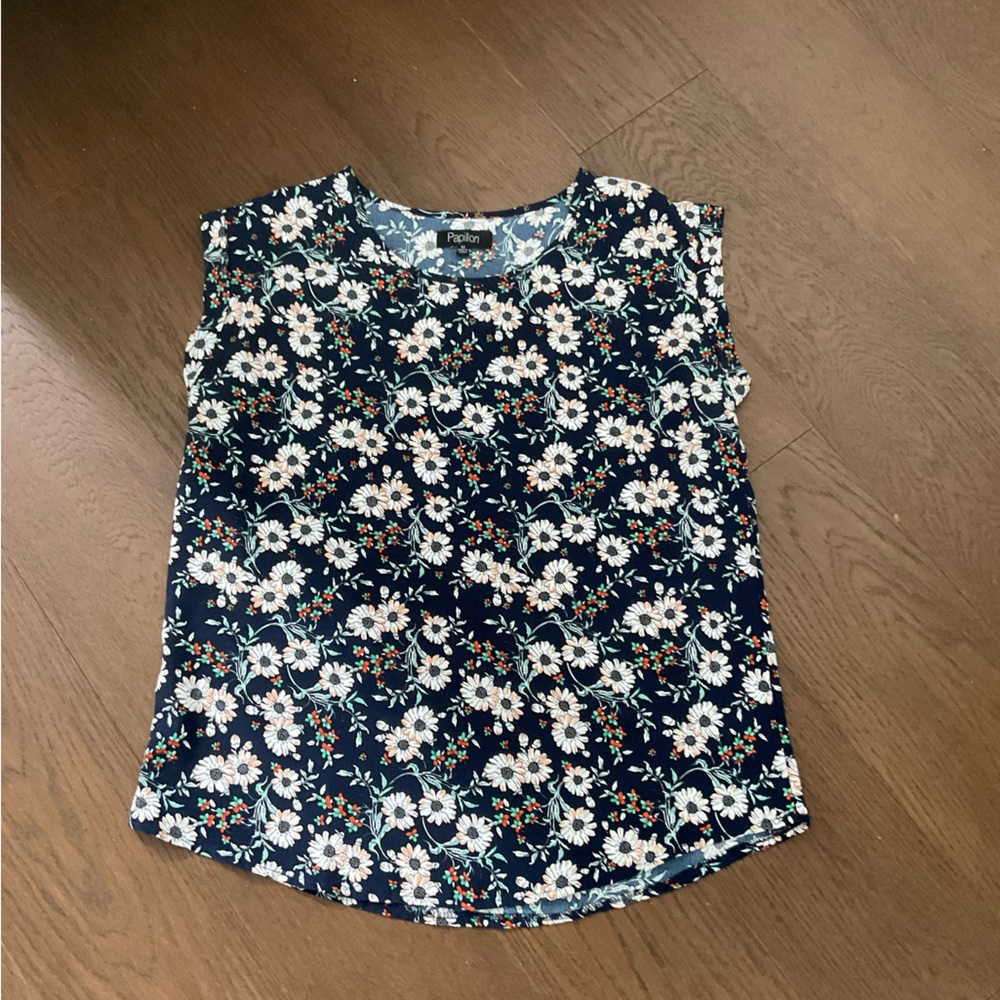 Papillon Navy Floral Scoop Neck Top with White Daisies